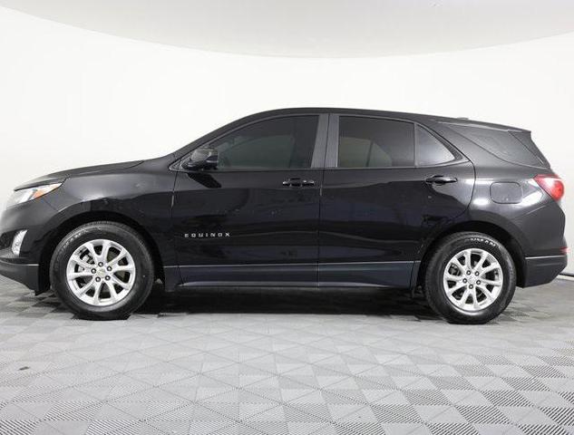 Photo of 2020 Mosaic Black Metallic Chevrolet Equinox