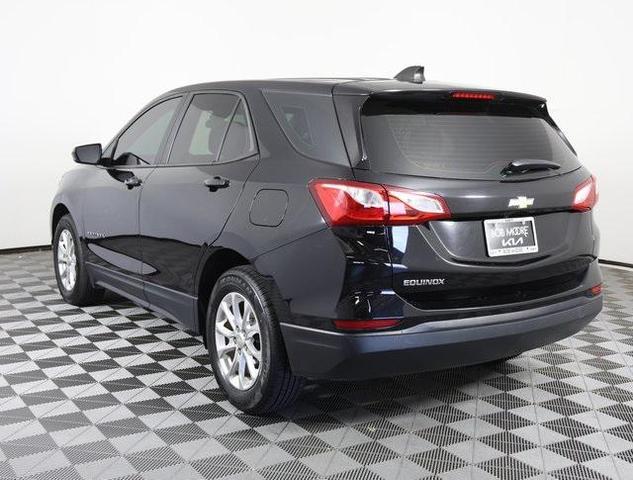 Photo of 2020 Mosaic Black Metallic Chevrolet Equinox