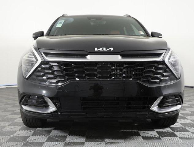 Photo of 2025 Fusion Black Kia Sportage Hybrid