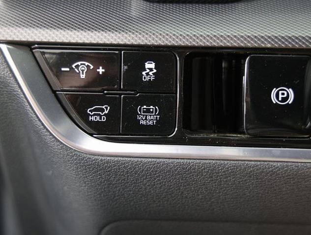 Photo of 2025 Fusion Black Kia Sportage Hybrid