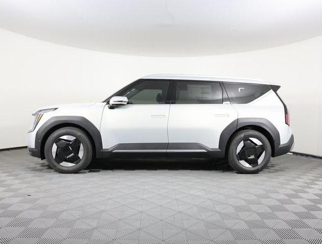 Photo of 2026 Rsl Kia EV9