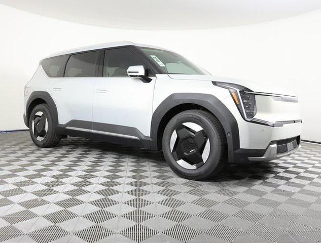 Photo of 2026 Rsl Kia EV9