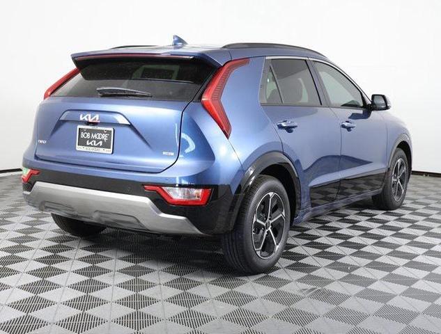 Photo of 2025 Mineral Blue Kia Niro
