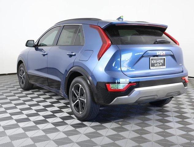 Photo of 2025 Mineral Blue Kia Niro