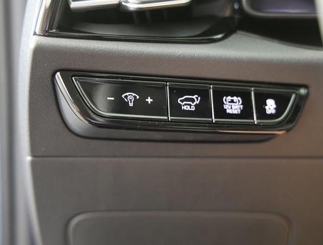 Photo of 2025 Mineral Blue Kia Niro