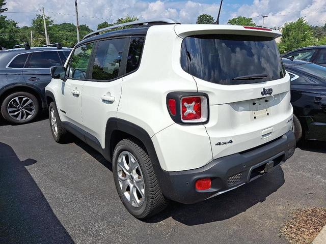 Photo of 2018 Alpine White Jeep Renegade