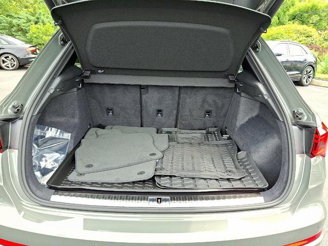 Photo of 2024 Chronos Gray Metallic Audi Q3