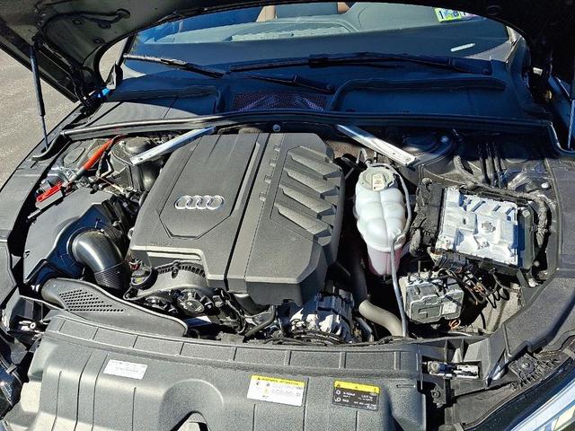 Photo of 2025 Daytona Gray Pearl Effect Audi A5 Sportback