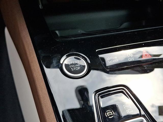 Photo of 2025 Arkona White Audi A5