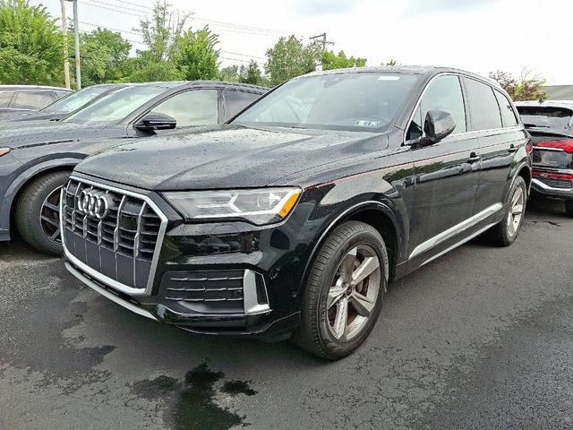 Photo of 2023 Mythos Black Metallic Audi Q7