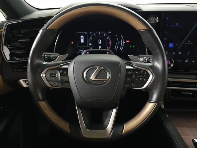 Photo of 2023 Grey Lexus RX 350