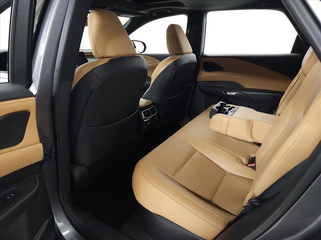Photo of 2023 Grey Lexus RX 350