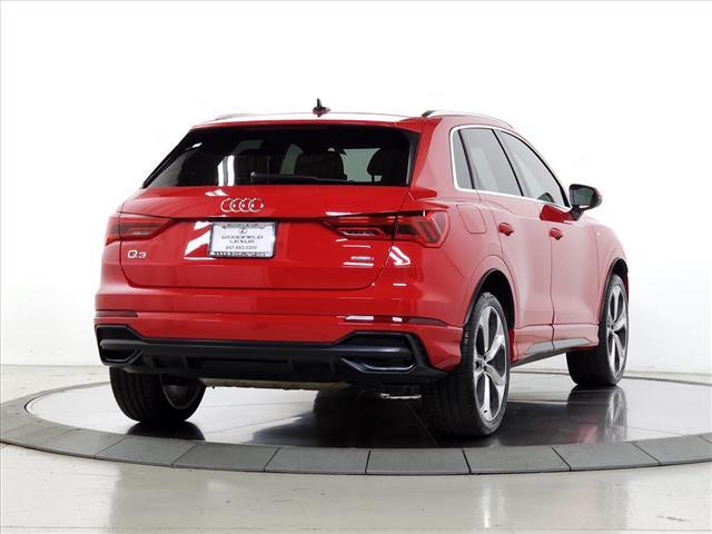 Photo of 2020 Tango Red Metallic Audi Q3