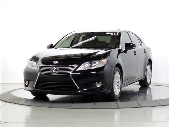 Photo of 2014 Black Lexus ES 350