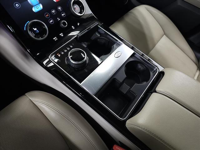 Photo of 2019 White Land Rover Range Rover Velar