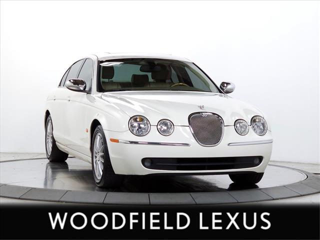 Photo of 2007 Porcelain Jaguar S-Type