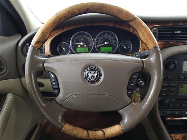 Photo of 2007 Porcelain Jaguar S-Type