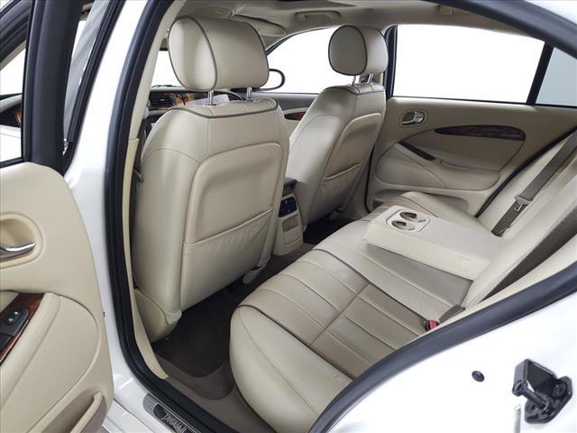 Photo of 2007 Porcelain Jaguar S-Type