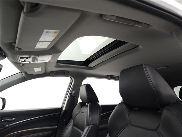Photo of 2020 Platinum White Pearl Acura MDX
