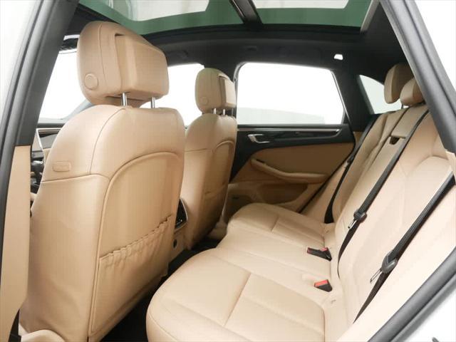 Photo of 2025 White Porsche Macan
