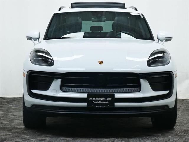 Photo of 2024 White Porsche Macan