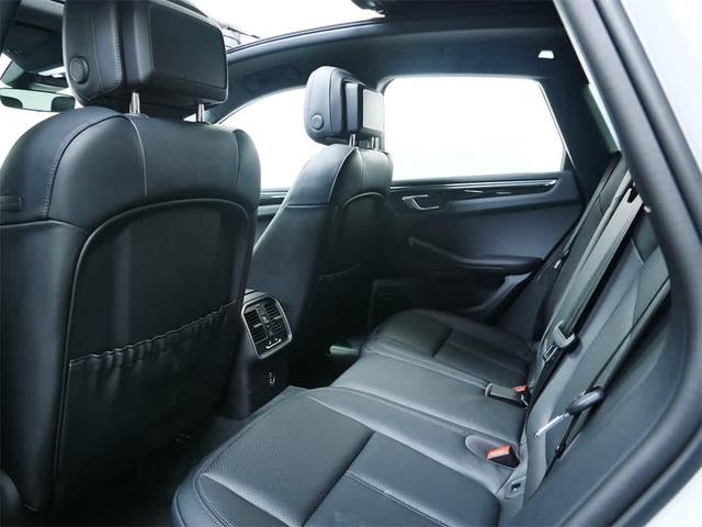 Photo of 2024 White Porsche Macan