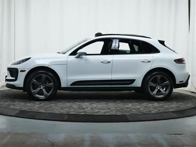 Photo of 2024 White Porsche Macan