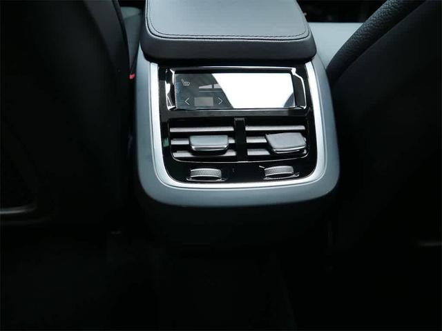 Photo of 2024 Gray Volvo XC90