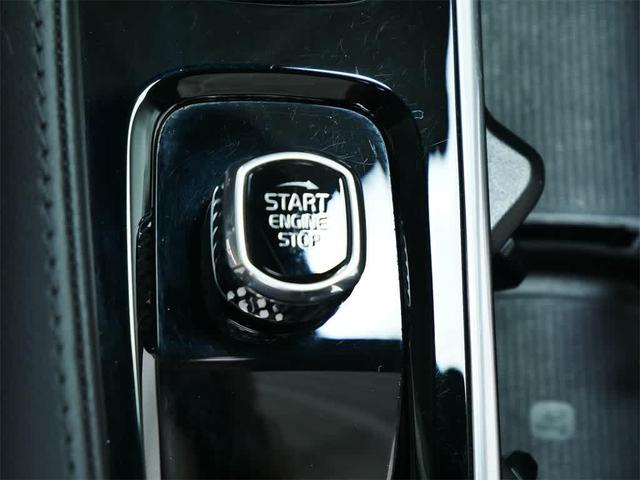 Photo of 2024 Gray Volvo XC90