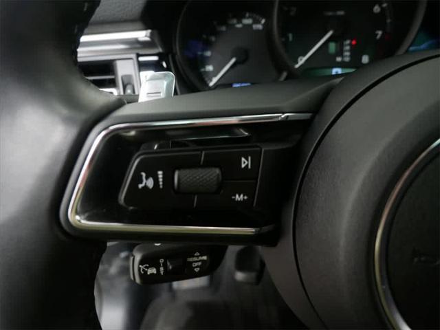Photo of 2024 Grey Porsche Macan