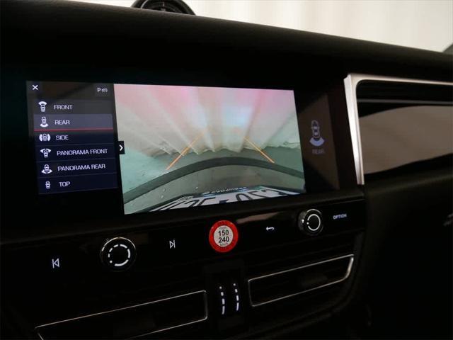 Photo of 2024 White Porsche Macan