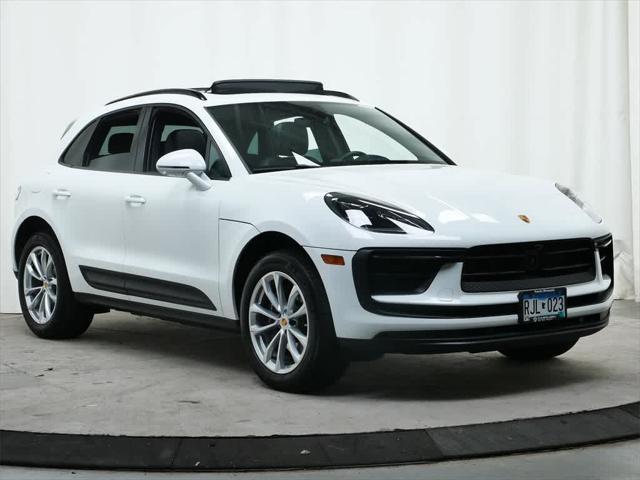 Photo of 2024 White Porsche Macan