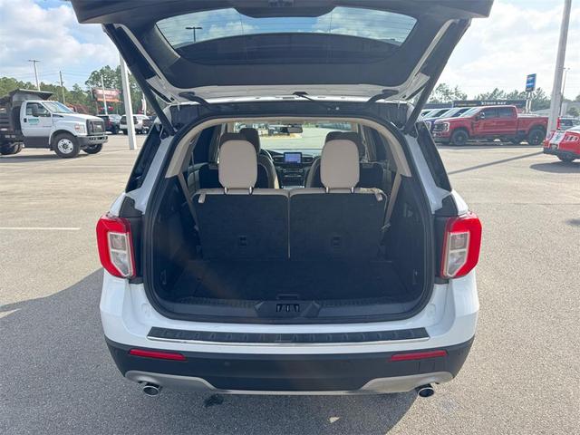 Photo of 2023 Oxford White Ford Explorer