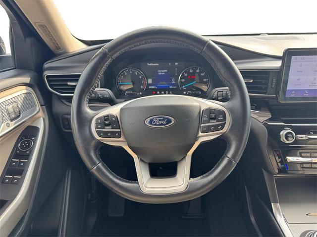 Photo of 2023 Oxford White Ford Explorer