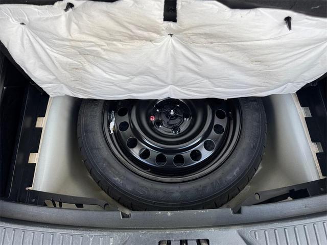 Photo of 2023 Oxford White Ford Explorer