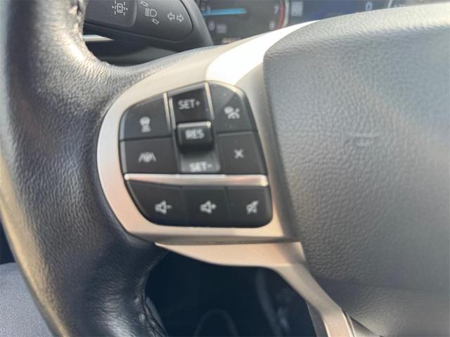 Photo of 2023 Oxford White Ford Explorer