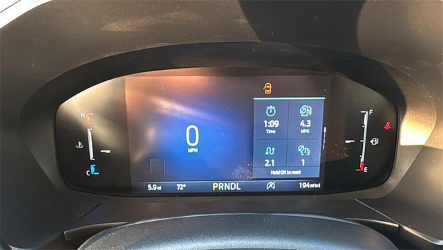 Photo of 2025 Oxford White Ford Escape