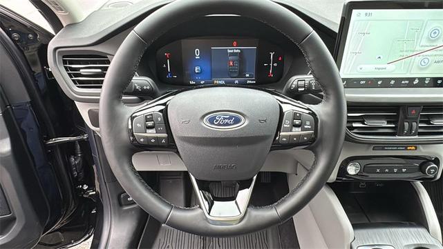 Photo of 2025 Agate Black Metallic Ford Escape