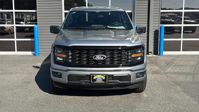 Photo of 2025 Iconic Silver Metallic Ford F-150