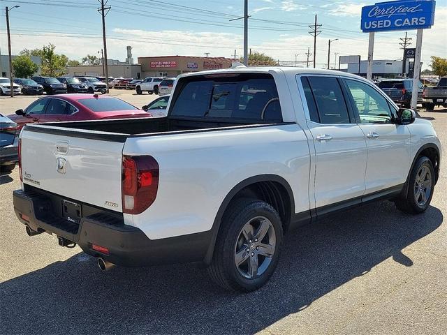 Photo of 2022 White Honda Ridgeline