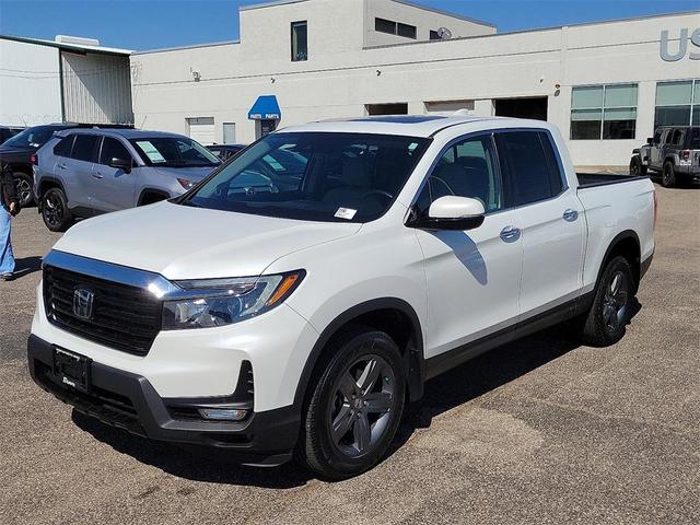 Photo of 2022 White Honda Ridgeline