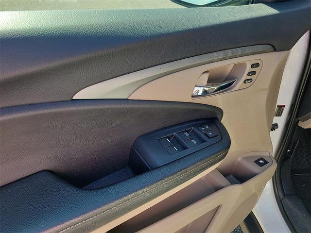 Photo of 2022 White Honda Ridgeline