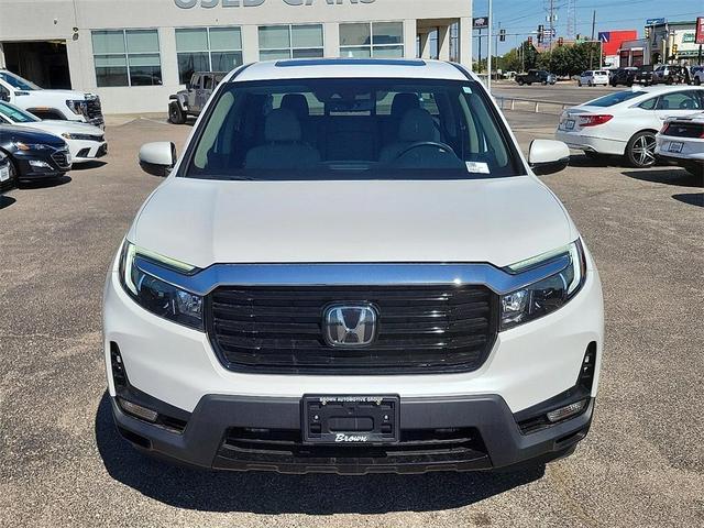 Photo of 2022 White Honda Ridgeline