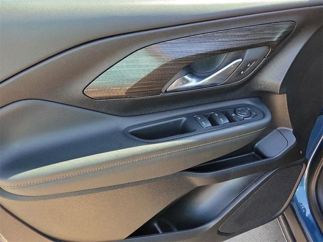 Photo of 2024 Metallic GMC Terrain