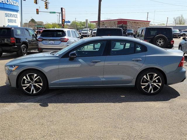 Photo of 2024 Gray Volvo S60