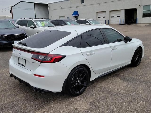 Photo of 2023 White Honda Civic