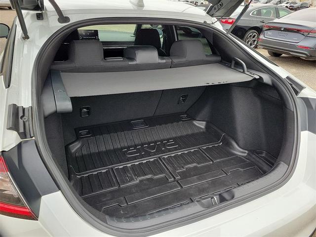 Photo of 2023 White Honda Civic