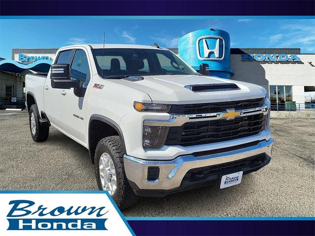 Photo of 2024 Summit White Chevrolet Silverado 2500