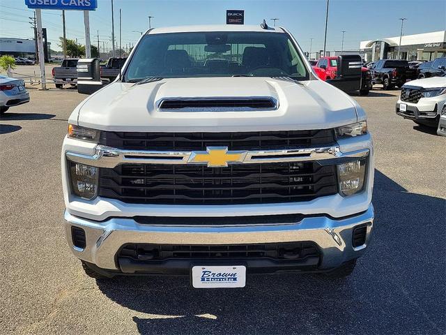 Photo of 2024 Summit White Chevrolet Silverado 2500