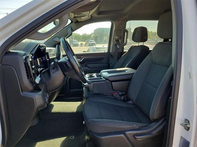 Photo of 2024 Summit White Chevrolet Silverado 2500